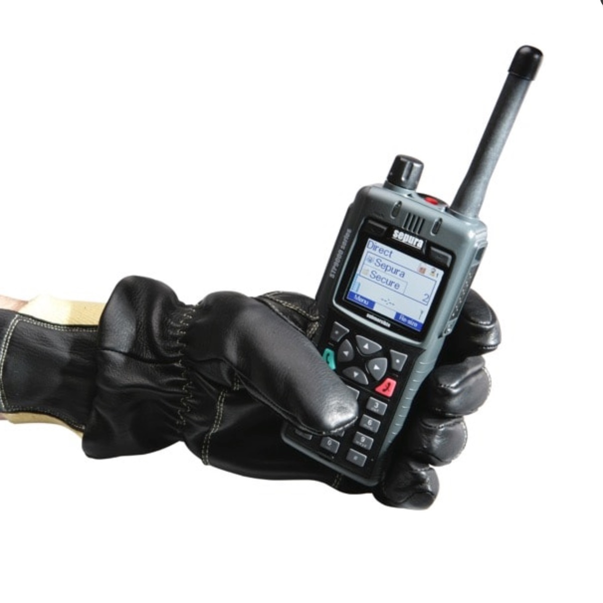 Radio Portátil TETRA Sepura STP9000 • Sumitec Comunicaciones